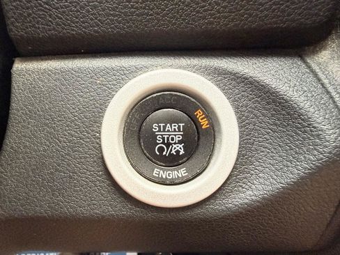 Used 2016 RAM 2500 Longhorn AWD/4WD image 20
