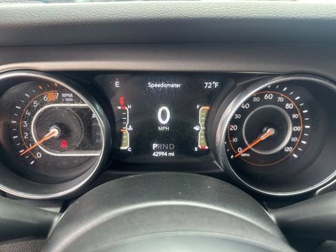Used 2020 Jeep Wrangler Sport AWD/4WD image 18