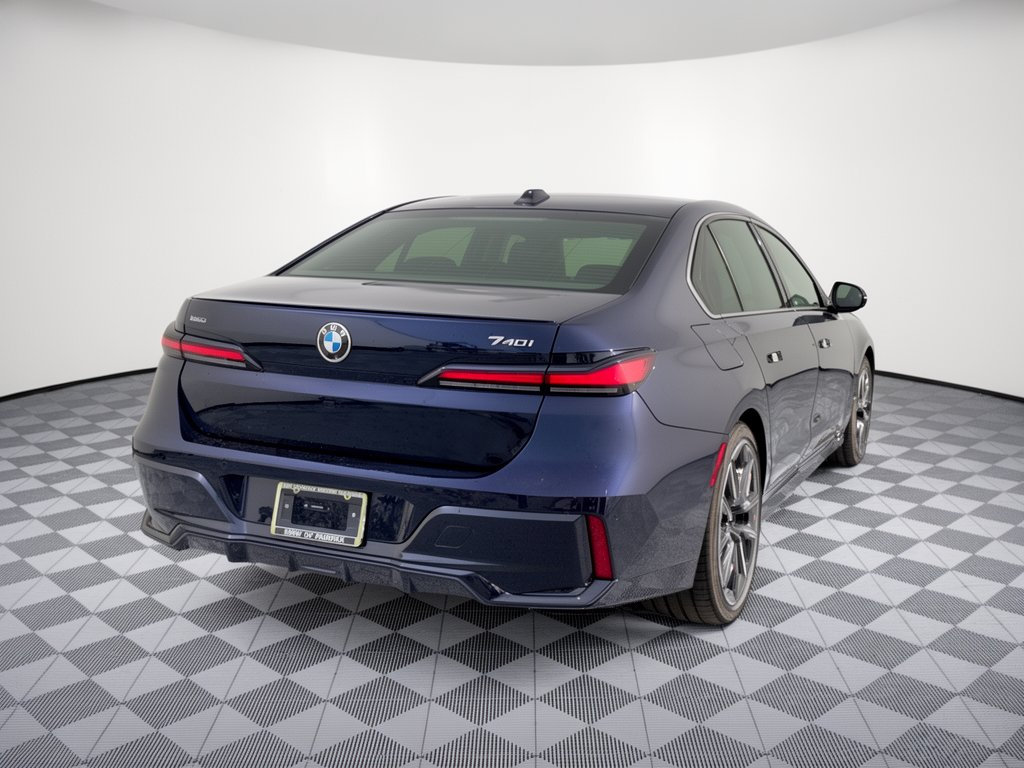 Used 2026 BMW 740i xDrive w/ Executive Package AWD/4WD image 9