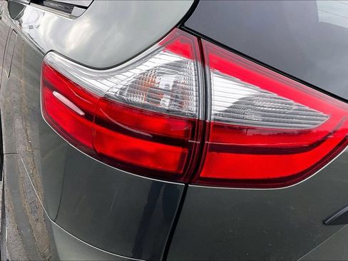 Used 2020 Toyota Sienna L image 23