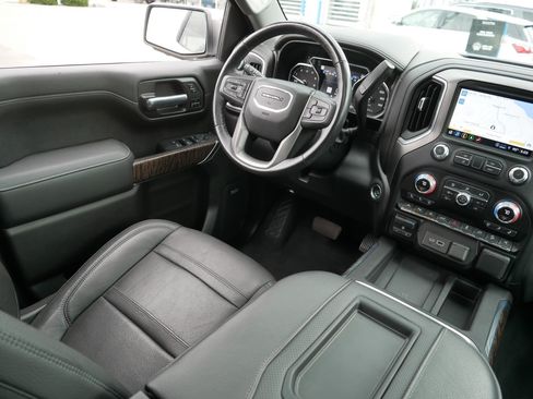 Used 2021 GMC Sierra 1500 Denali w/ Denali Ultimate Package AWD/4WD image 9