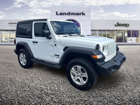 Used 2021 Jeep Wrangler Sport S image 19