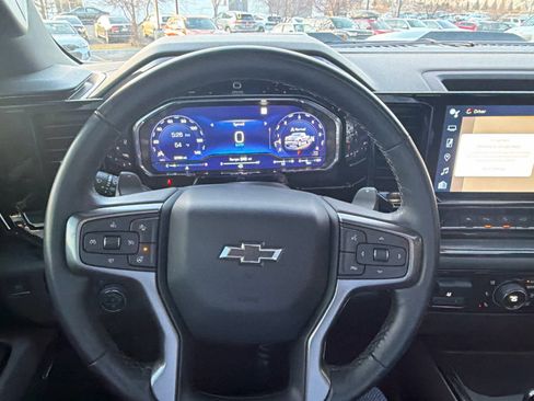 Used 2022 Chevrolet Silverado 1500 ZR2 w/ Technology Package image 42