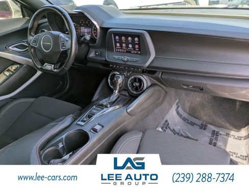 Used 2023 Chevrolet Camaro LT RWD image 13