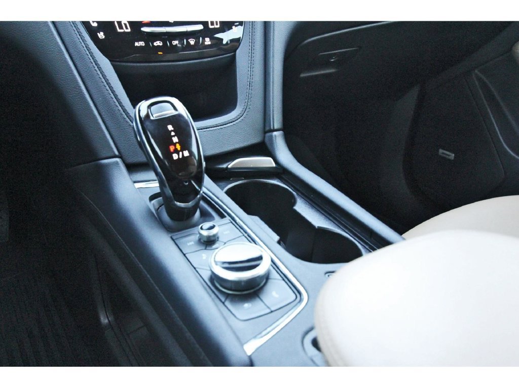 Used 2021 Cadillac XT6 Premium Luxury w/ Platinum Package FWD image 30