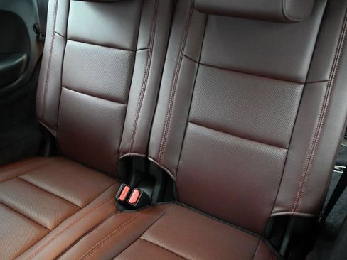 Used 2025 Dodge Durango GT AWD/4WD image 17