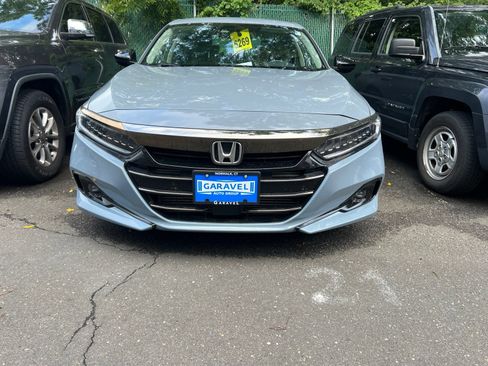 Used 2022 Honda Accord Sport Special Edition image 1