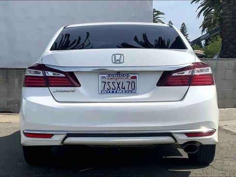 Used 2016 Honda Accord LX image 4