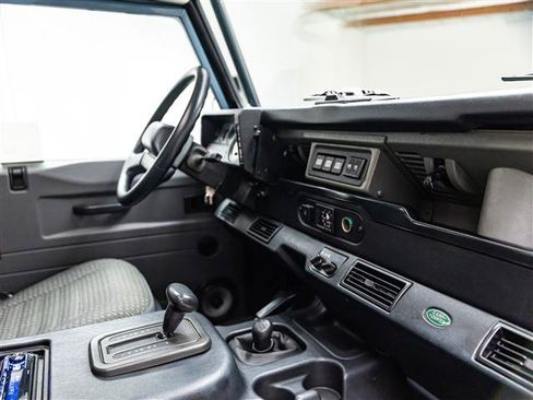 Used 1997 Land Rover Defender 90 AWD/4WD image 27