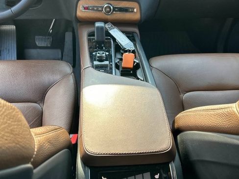 Certified 2023 Volvo XC90 B6 Plus w/ Protection Package Premier image 17