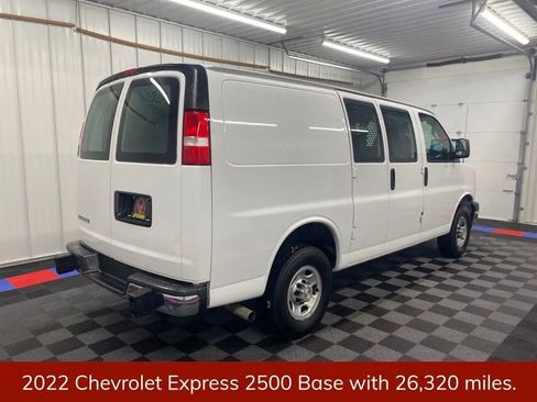 Used 2022 Chevrolet Express 2500 w/ Driver Convenience Package image 3