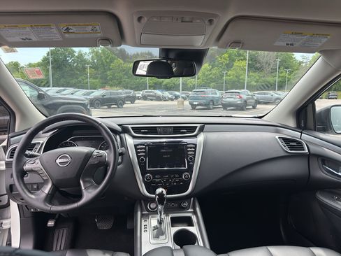 Certified 2023 Nissan Murano SV w/ SV Midnight Edition Package AWD/4WD image 28
