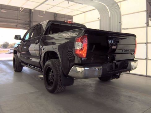 Used 2020 Toyota Tundra SR5 w/ TRD Off-Road Package AWD/4WD image 5