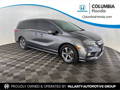 Used 2018 Honda Odyssey Touring image 1