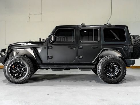 Used 2020 Jeep Wrangler Unlimited Sport AWD/4WD image 11