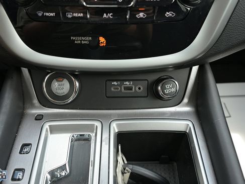 Used 2021 Nissan Murano SV AWD/4WD image 3
