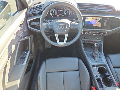 Certified 2025 Audi Q3 2.0T Premium w/ Convenience Package image 12