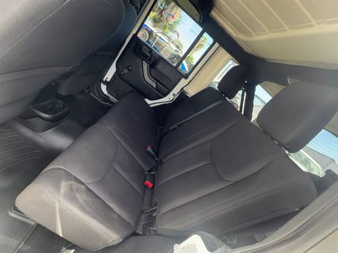 Used 2016 Jeep Wrangler Unlimited Sport AWD/4WD image 25