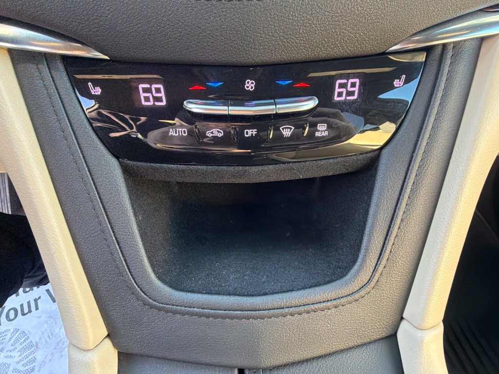 Used 2019 Cadillac XT5 Luxury AWD/4WD image 38