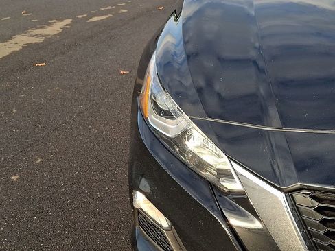 Used 2019 Nissan Altima 2.5 S image 9
