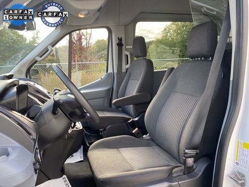 Used 2018 Ford Transit 150 XLT image 21