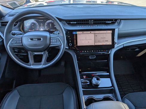 New 2026 Jeep Grand Cherokee Altitude AWD/4WD image 6