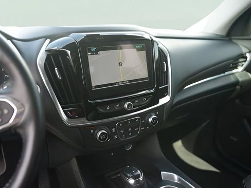 Used 2019 Chevrolet Traverse Premier w/ Driver Confidence II Package FWD image 29