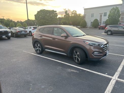 Used 2017 Hyundai Tucson Sport AWD/4WD image 1