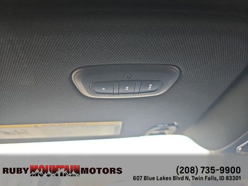Used 2022 Jeep Wagoneer Series III w/ Premium Group I AWD/4WD image 28