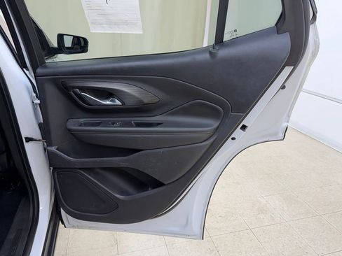 Used 2021 GMC Terrain SLT FWD image 11