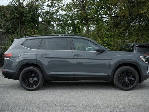 New 2026 Volkswagen Atlas SE image 7