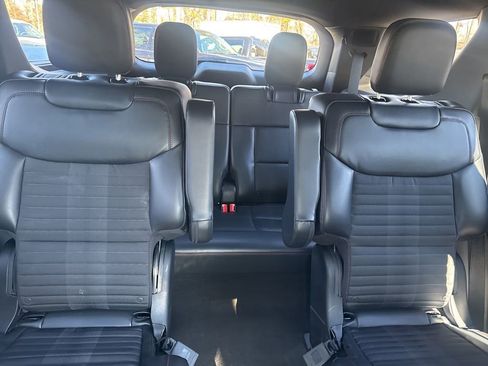 Used 2025 Ford Explorer ST-Line image 15