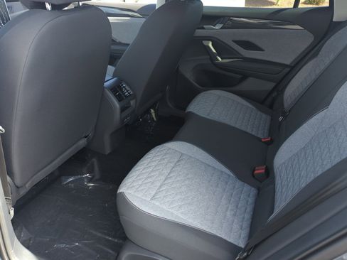 New 2025 Volkswagen Tiguan S image 17