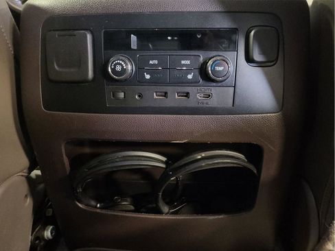 Used 2018 GMC Yukon XL Denali w/ Open Road Package image 22