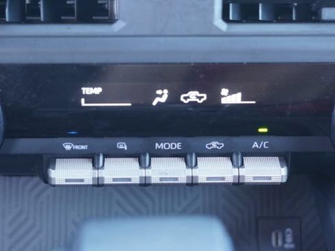 Used 2024 Toyota Tacoma SR RWD image 28
