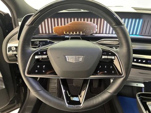 Certified 2023 Cadillac Lyriq AWD image 22
