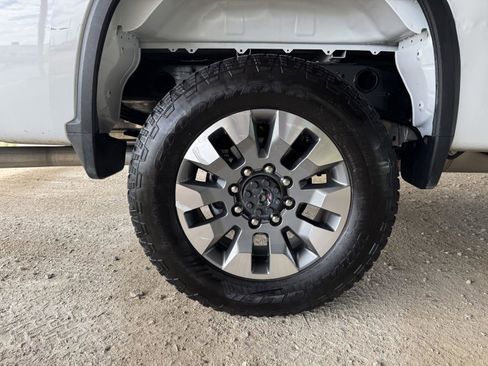 Used 2025 Chevrolet Silverado 2500 Custom w/ Custom Convenience Package image 42