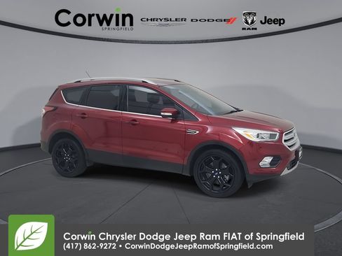 Used 2018 Ford Escape Titanium FWD image 1