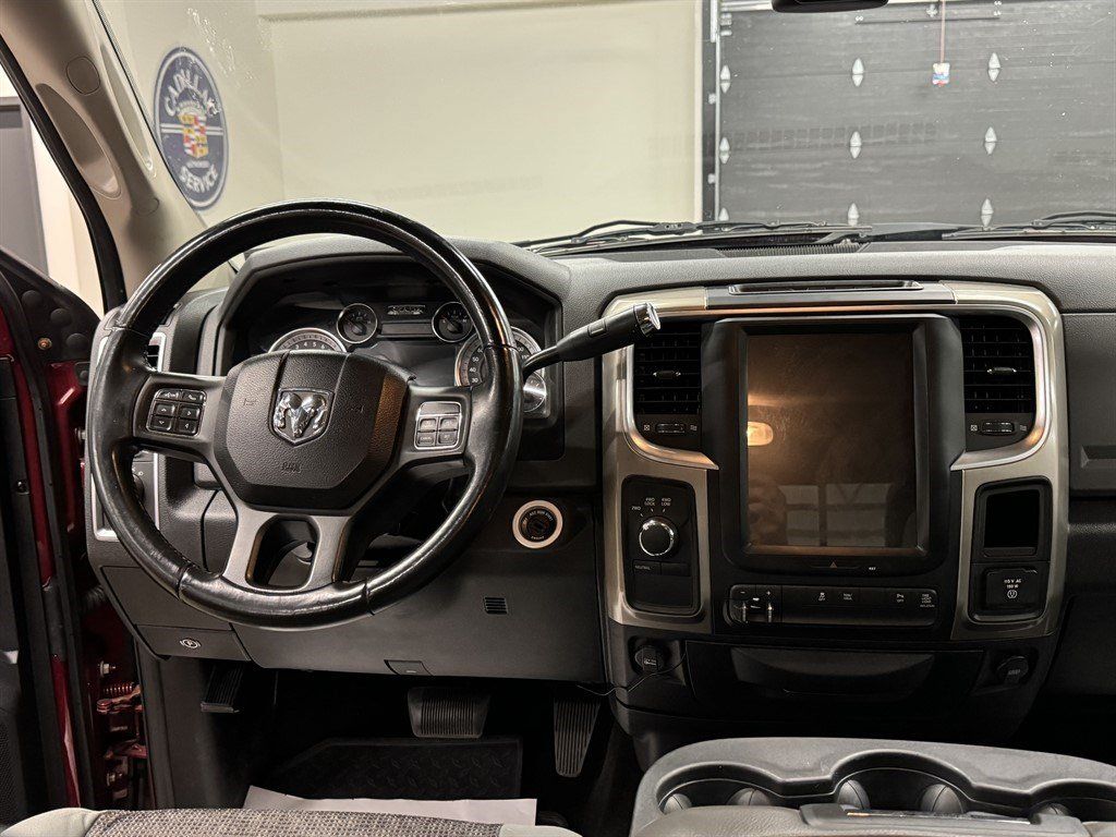 Used 2013 RAM 2500 SLT w/ Luxury Group AWD/4WD image 31