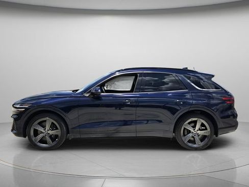 Certified 2023 Genesis GV70 2.5T w/ Sport Prestige Package AWD/4WD image 3