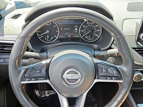 Used 2023 Nissan Altima 2.5 SR FWD image 18