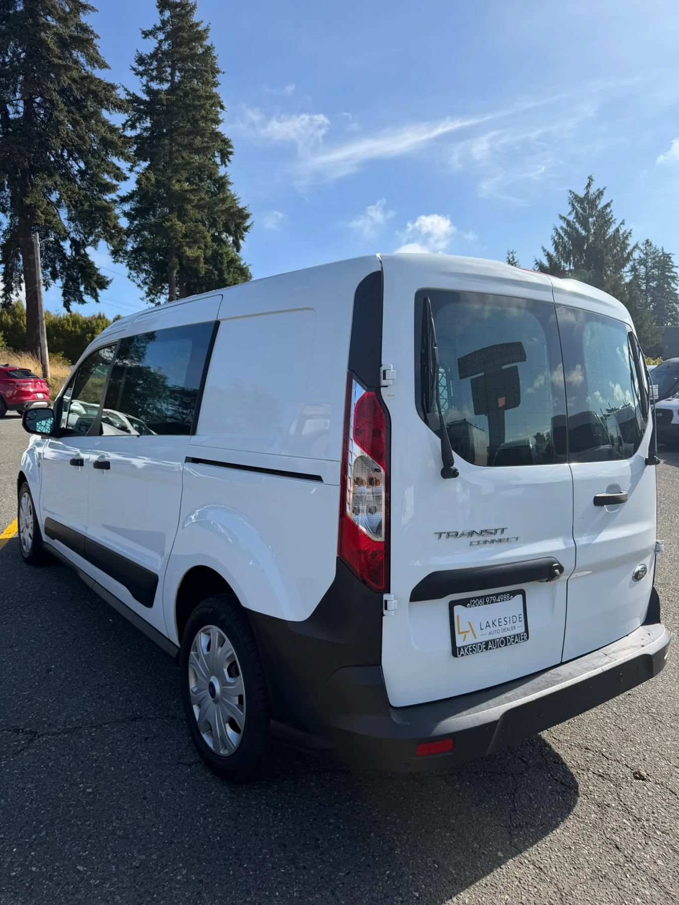 Used 2022 Ford Transit Connect XL FWD image 8