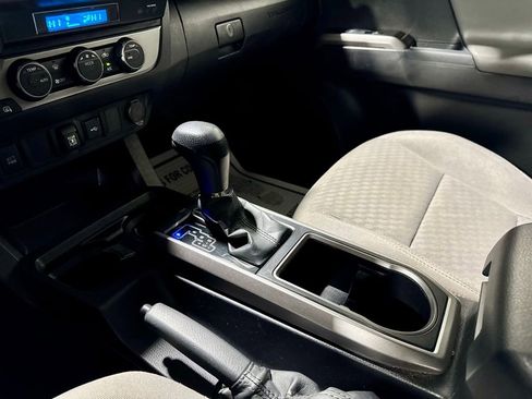 Used 2023 Toyota Tacoma SR5 image 21