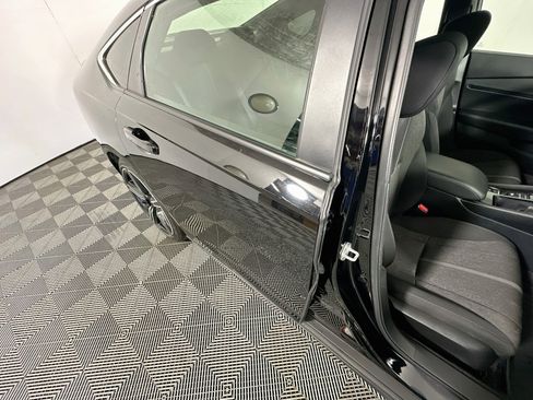 Used 2025 Honda Accord Sport image 28