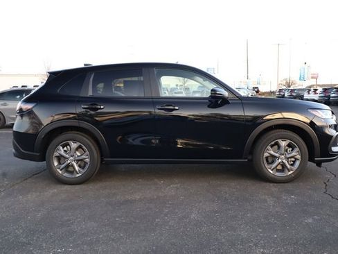 New 2026 Honda HR-V LX image 4