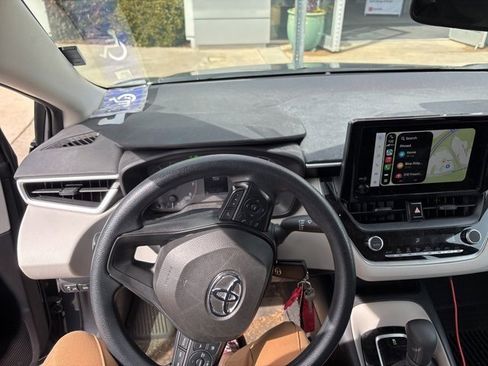 Used 2024 Toyota Corolla LE image 8