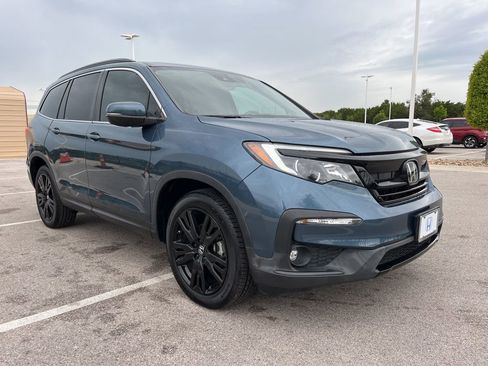 Used 2021 Honda Pilot Special Edition image 3