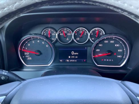 Used 2019 Chevrolet Silverado 1500 LT w/ All-Star Edition image 25