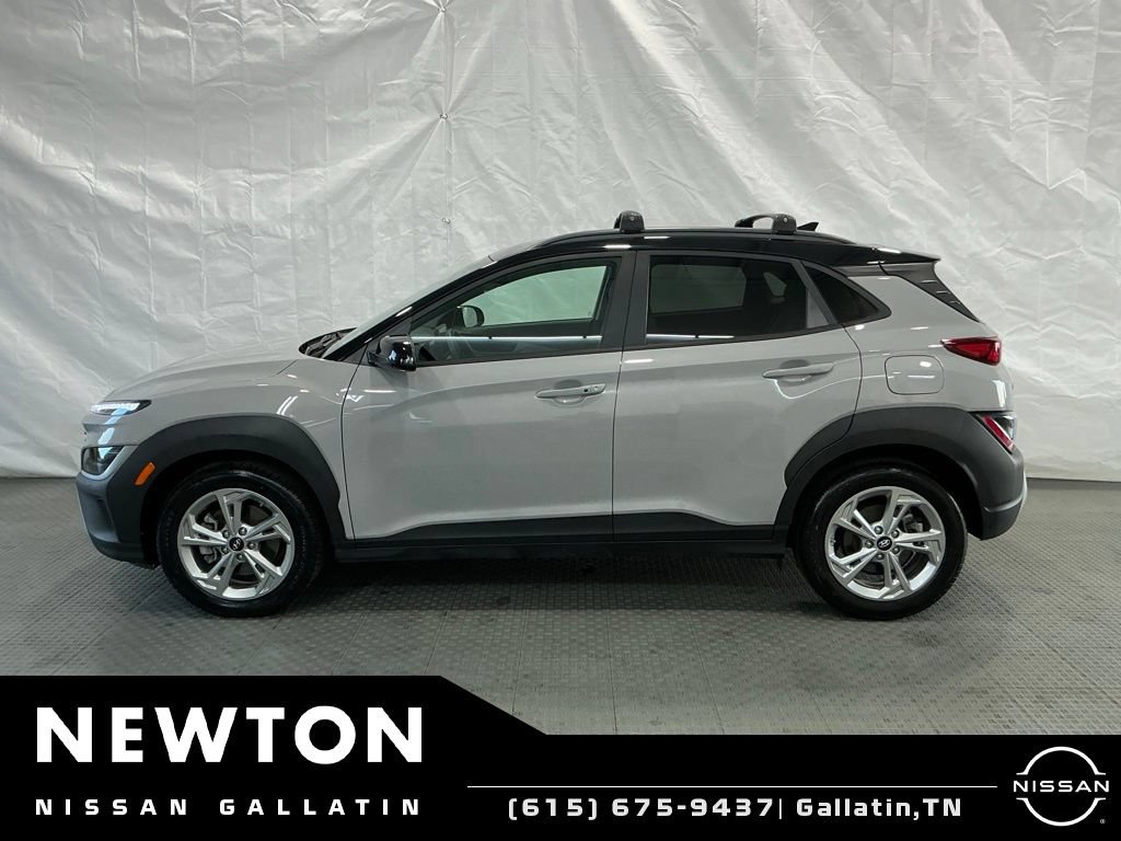 Used 2023 Hyundai Kona SEL AWD/4WD image 3