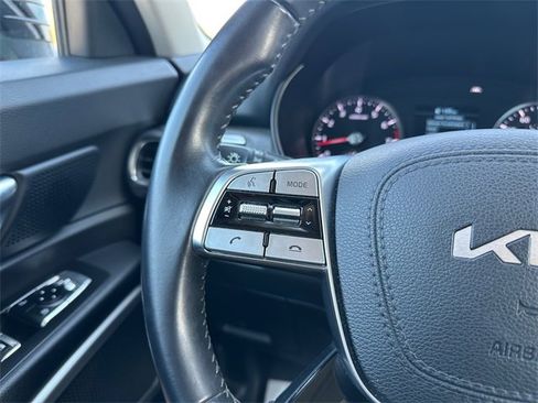 Used 2022 Kia Telluride EX image 23